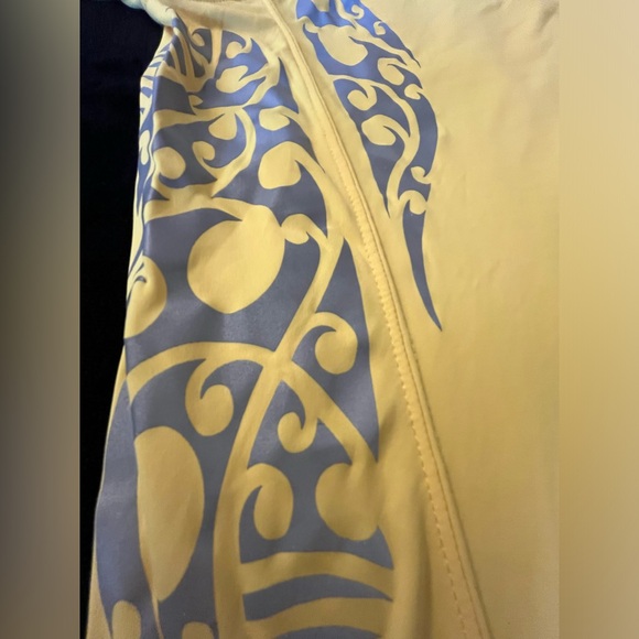 WAA Ultra Equipment tech shirt - Picture 3 of 10